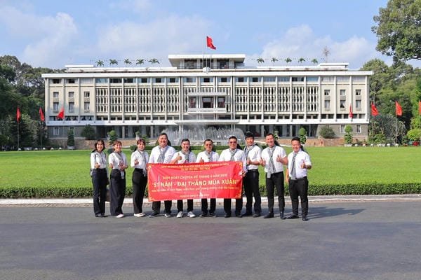 hình ảnh dinh độc lập 8