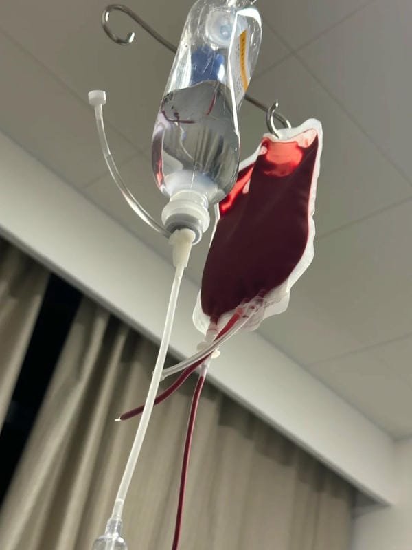 78+ Truyền nước tại nhà ảnh thật được nhiều người tìm kiếm tay truyền nước tại nhà ảnh thật