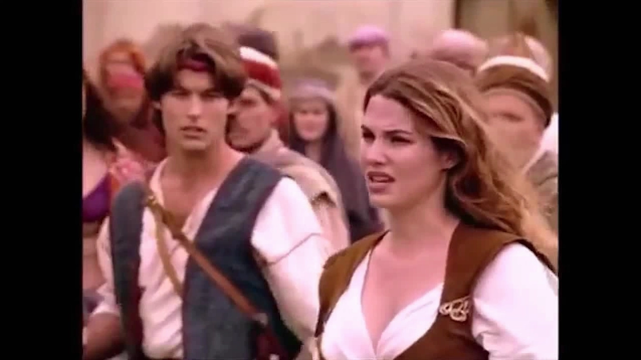 Queen Maeve là ai? Giải mã nàng pháp sư bí ẩn của Sinbad sau hơn 2 thập kỷ Jacqueline Collen (vai Maeve)