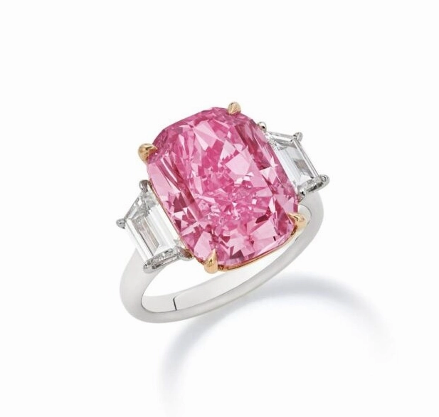Pink Diamond Là Ai? Giải Mã Bí Ẩn Viên Đá Quý & Nhân Vật Huyền Thoại Kim cương hồng The Eternal Pink