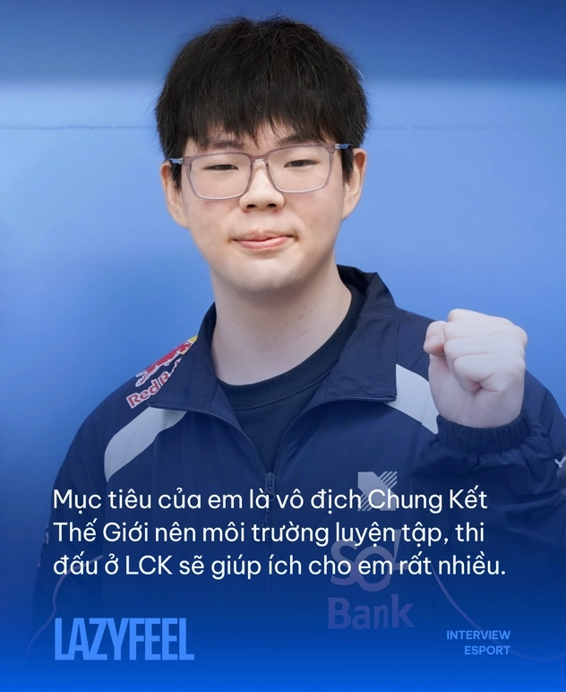 LazyFeel là ai? Game thủ Việt 17 tuổi chinh phục Top 1 Hàn LazyFeel luyện tập trên máy tính