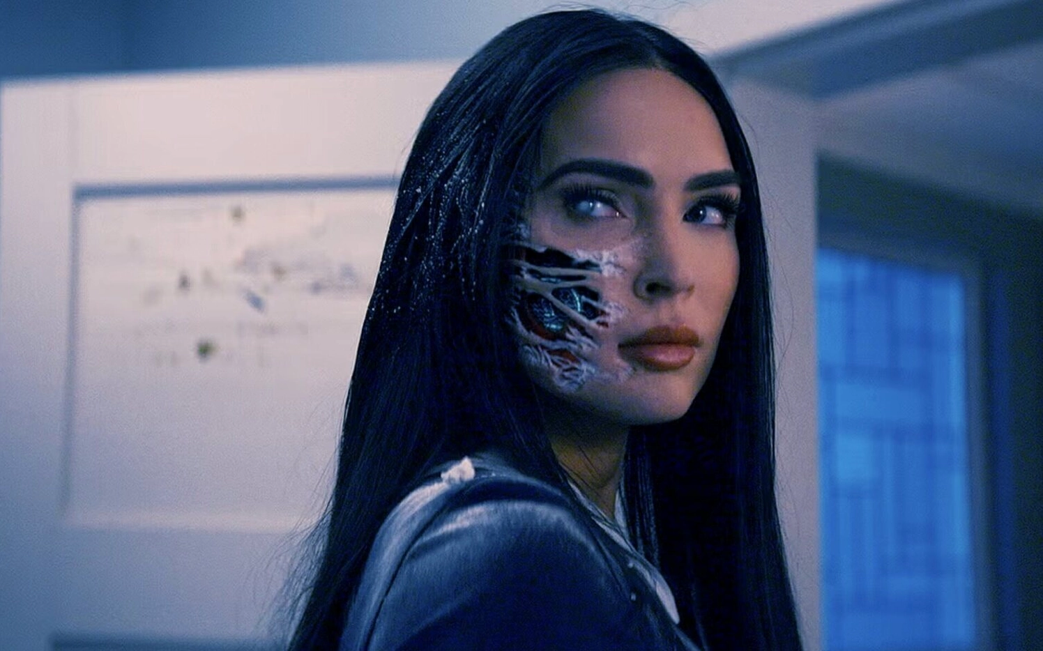 Megan Fox trong 'Alice (Subservience)