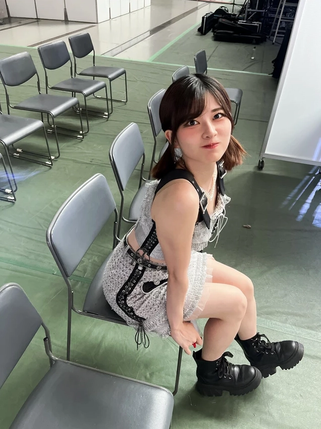 Nhan sắc Saori Araki được so sánh với Sydney Sweeney