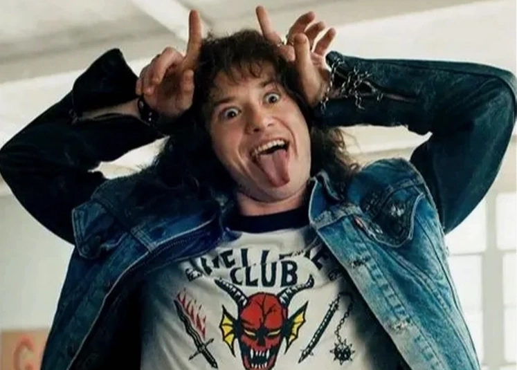 Steve Harrington là ai trong Stranger Things
