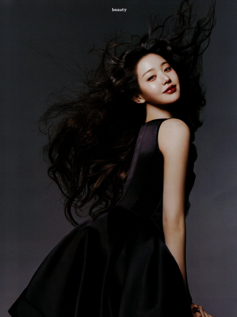 wonyoung là ai